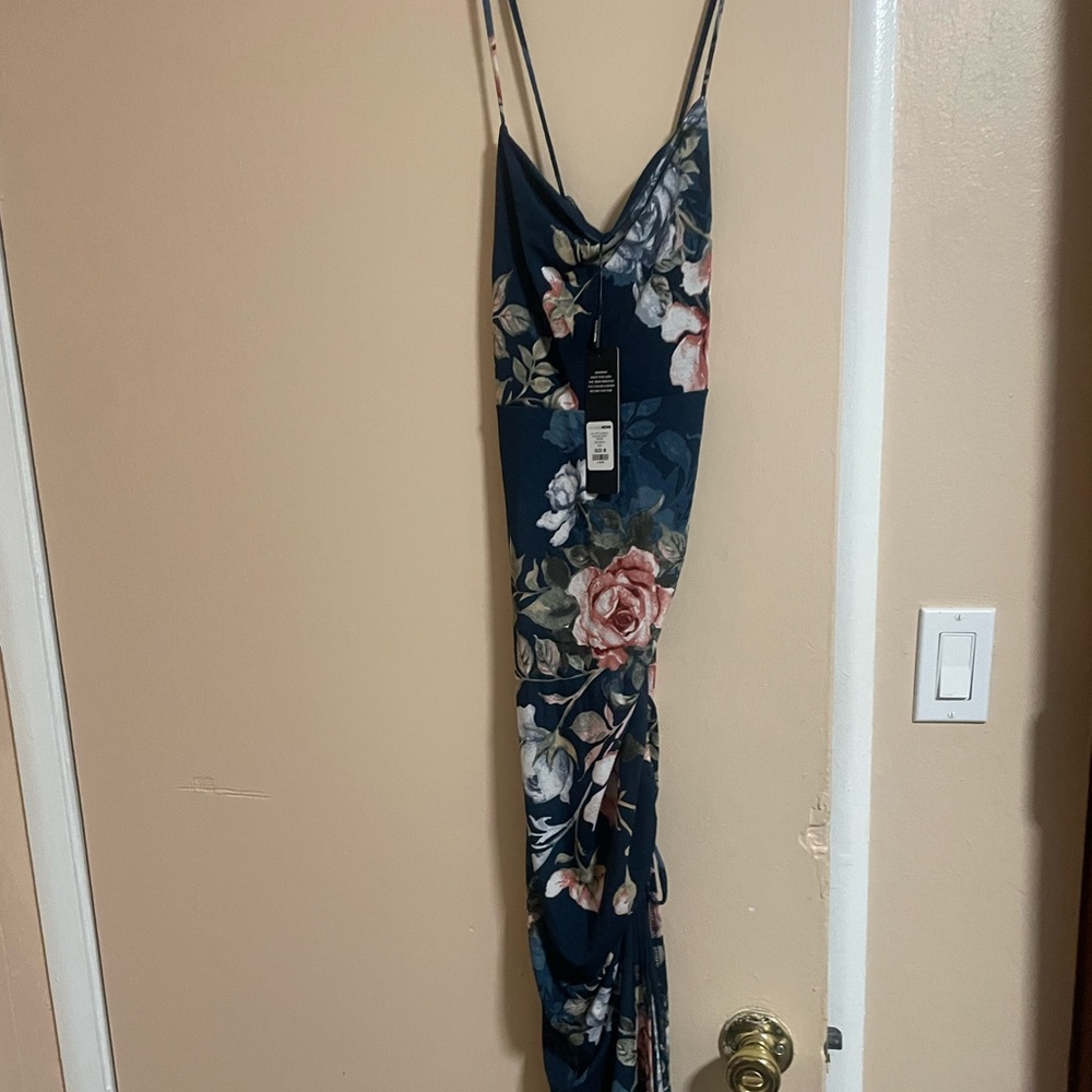 BLUE/TURQUOISE LONG DRESS-FASHION NOVA brand new